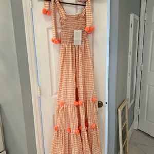New with tags never worn Sundress M/L